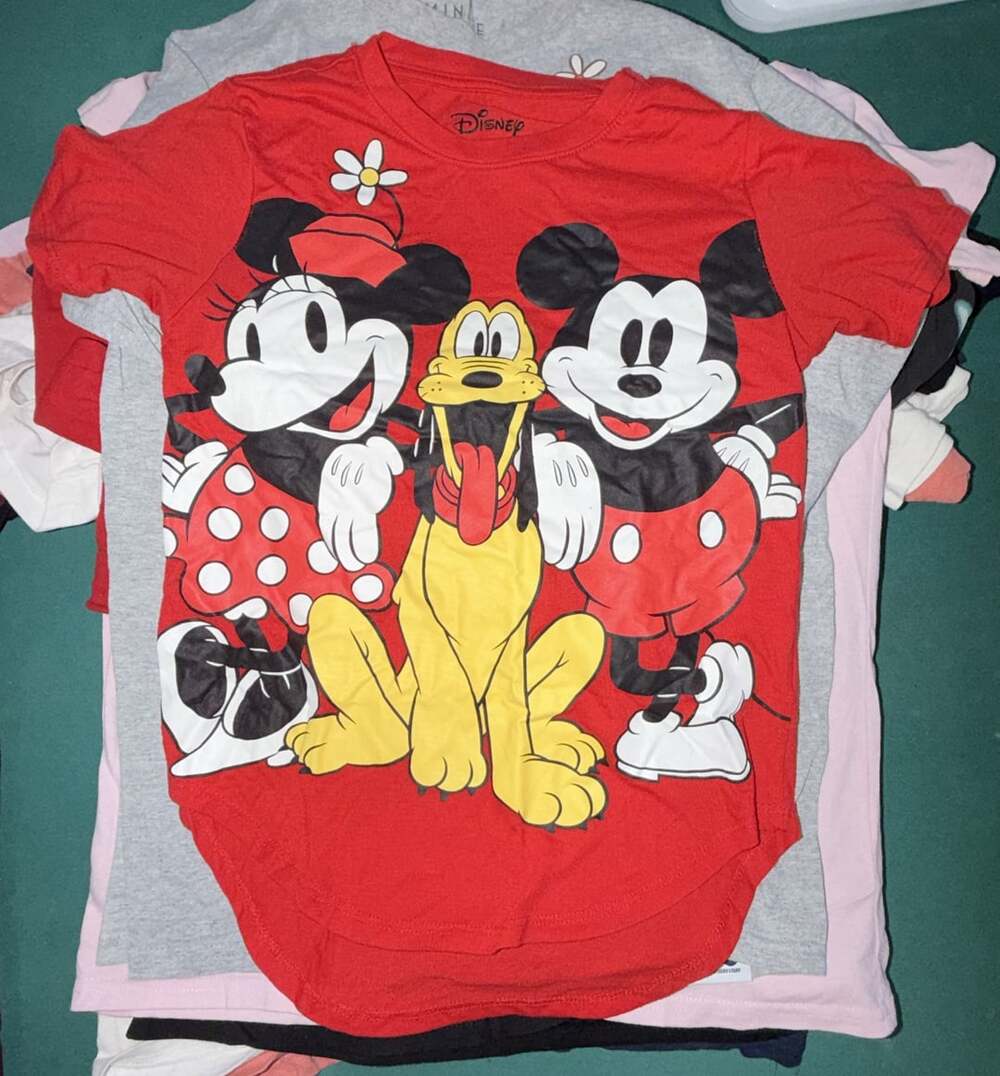 Disney Mickey Minnie Pluto Graphic T-Shirt Size XS Red